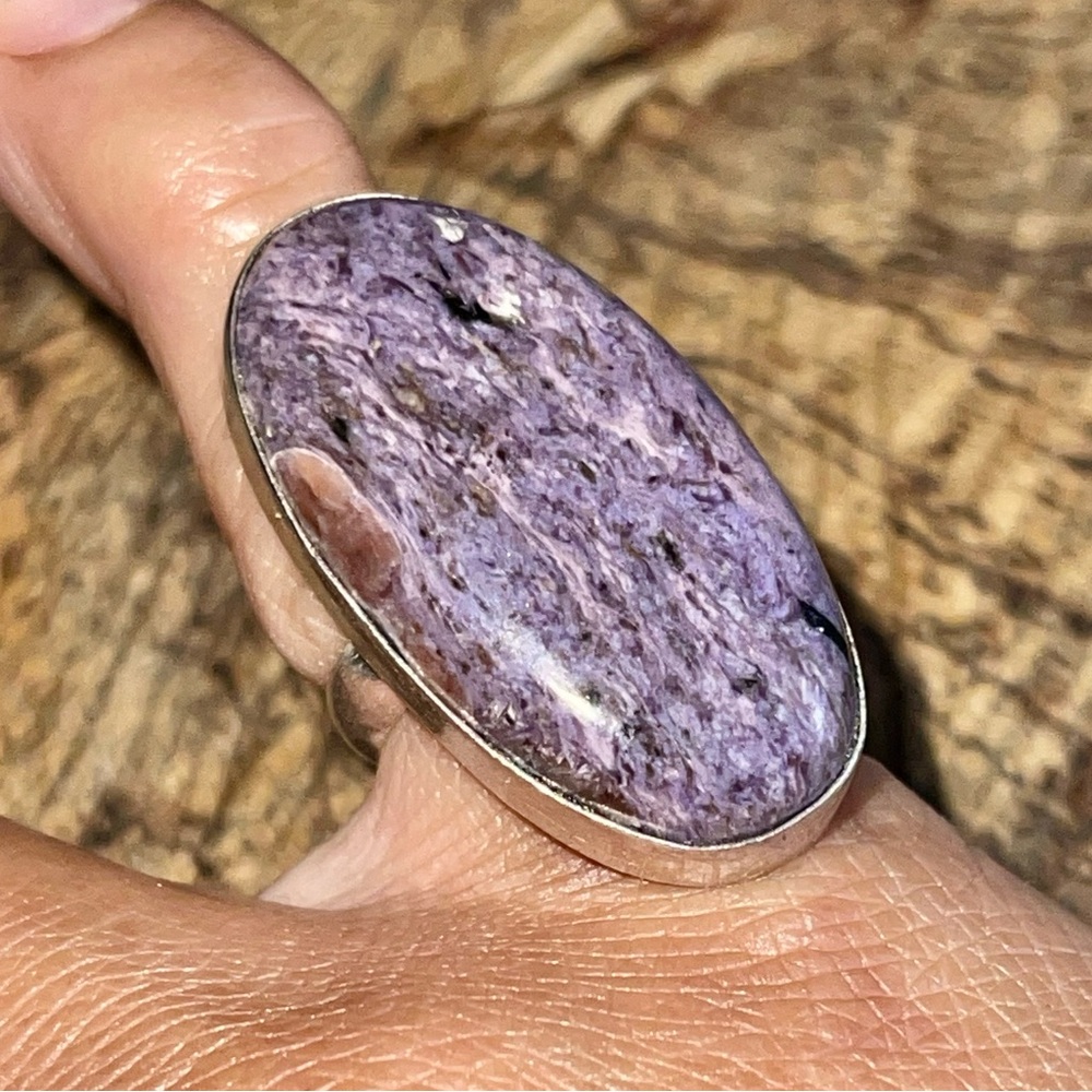 Purple Chariote “Lilac Stone” Ring Size 4 1/4
